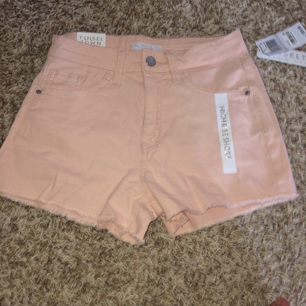 PINK JEAN SHORTS